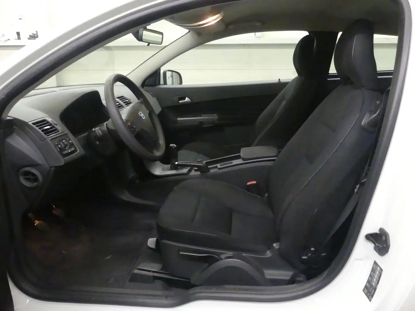 Volvo C30 2.0 Advantage - Cruise Control - Eerste Eigenaar Weiß - 2