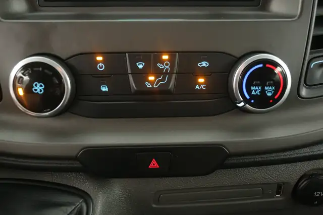 Ford Transit Custom view 15