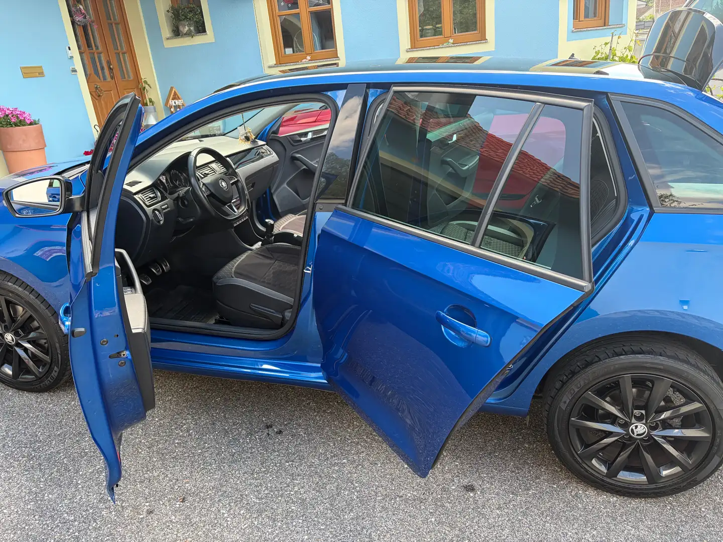 Skoda Rapid/Spaceback Rapid 1,0 TSI Sport Sport Blau - 2