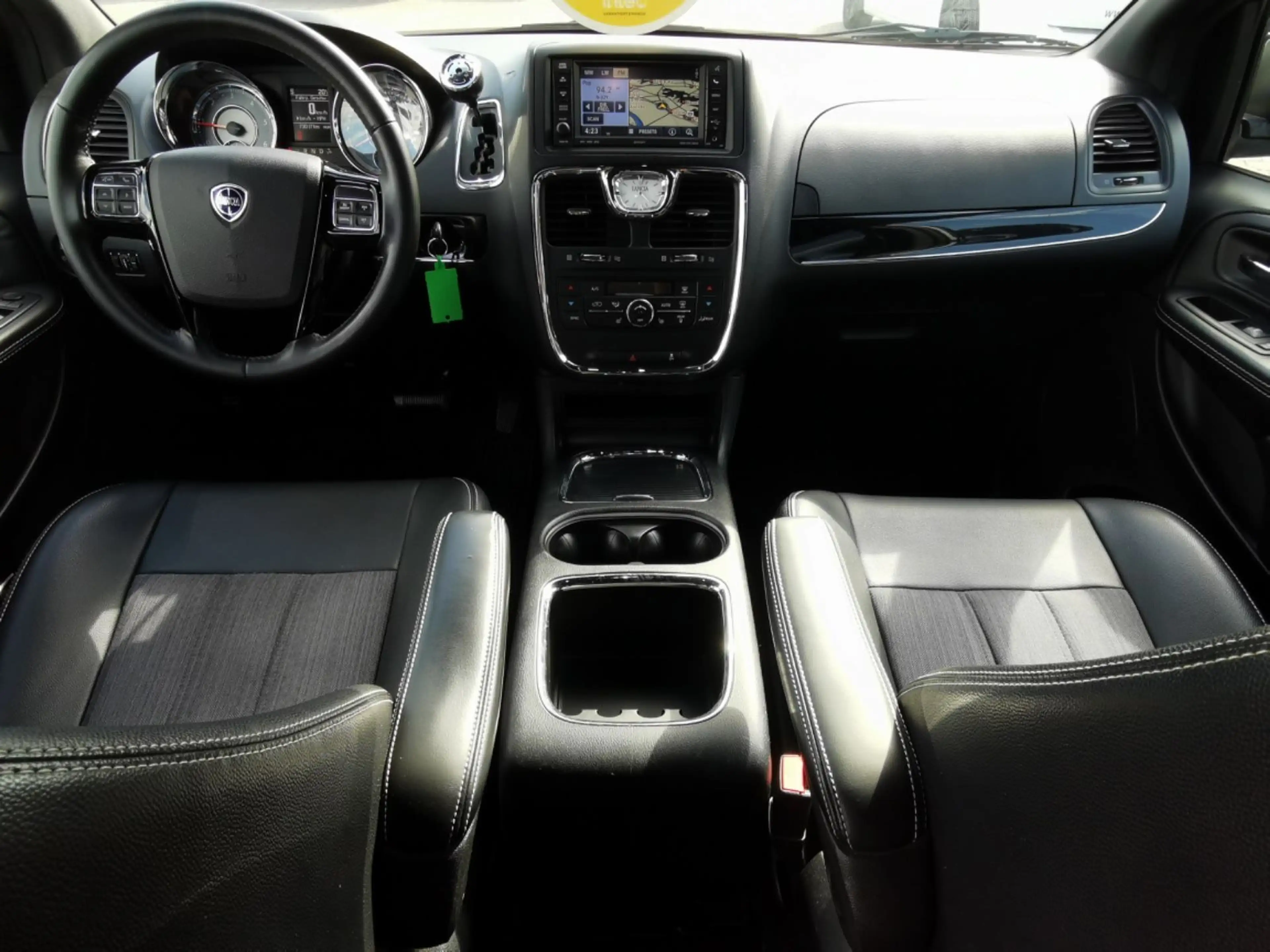 Lancia Voyager S 7 Sitze Stow'n Go TÜV Neu+Garantie — photo 6