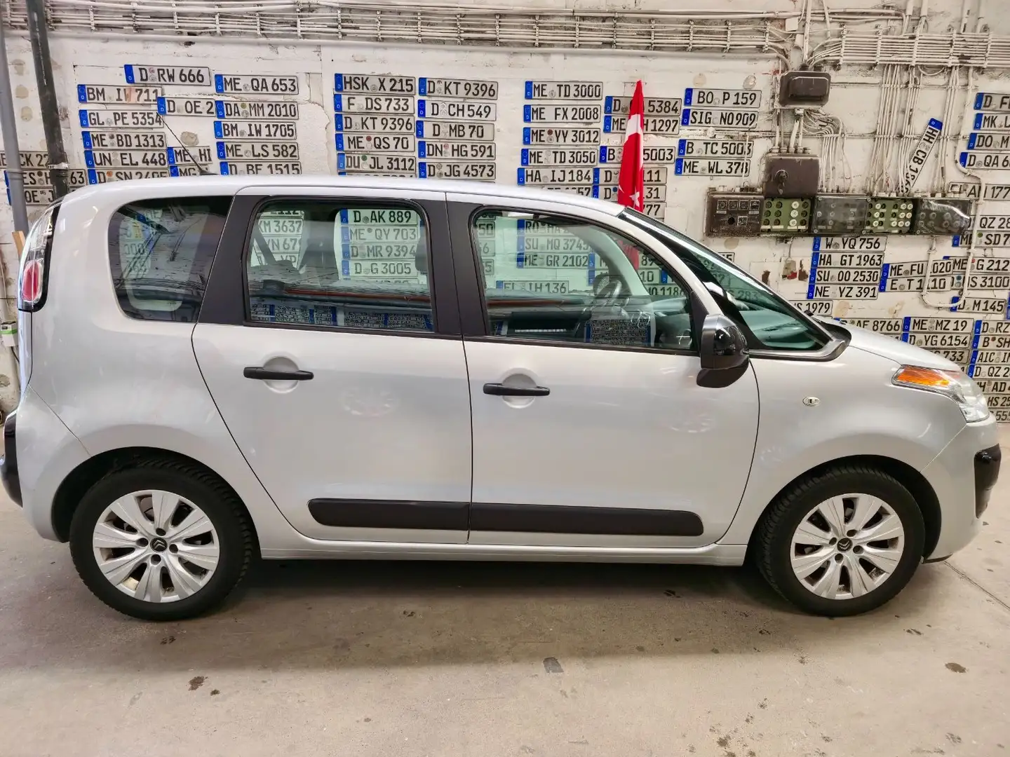 Citroen C3 Picasso BlueHDi 100 SELECTION *TOP Zustand* Silber - 2