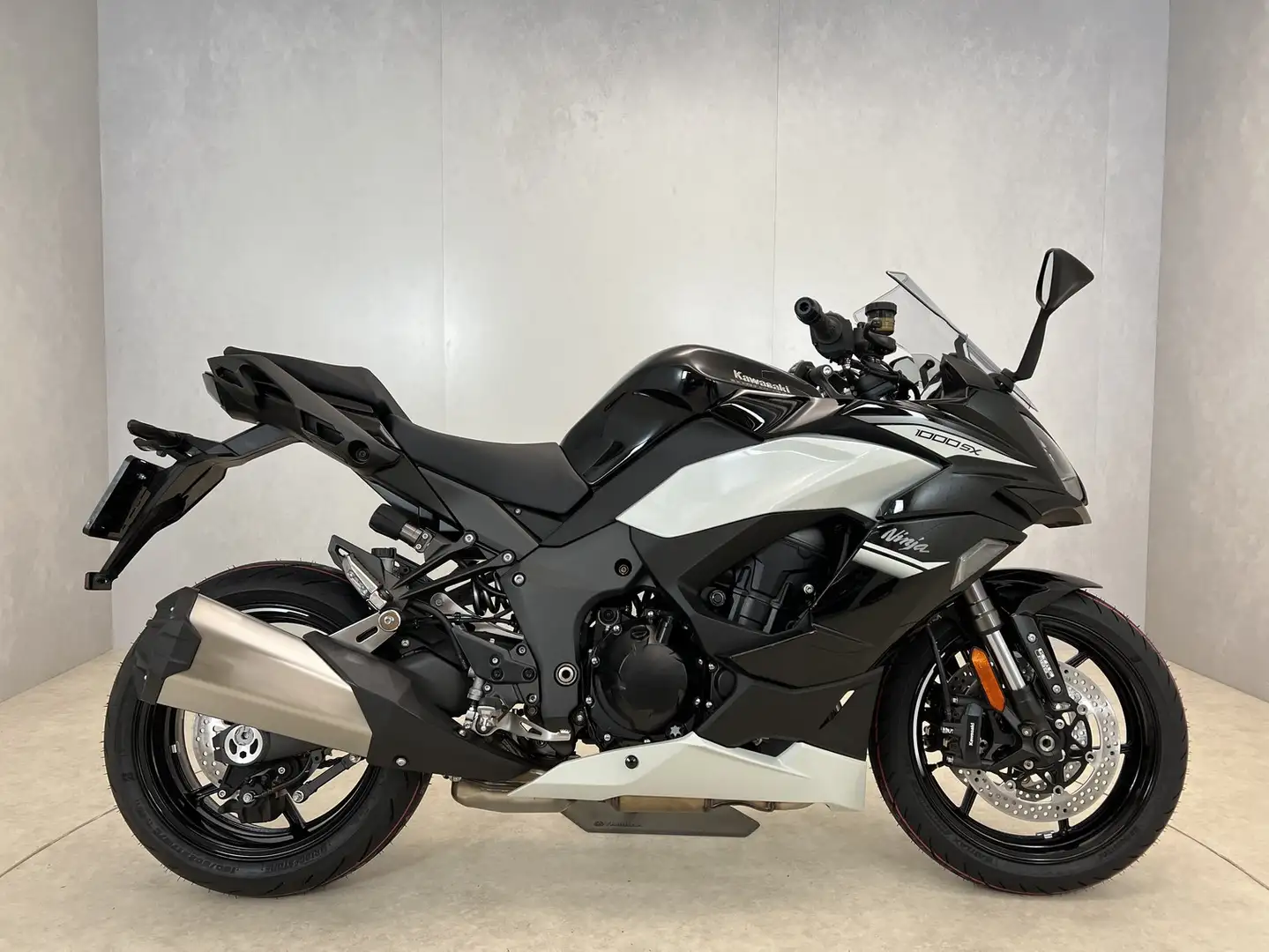 Kawasaki Ninja 1000SX Zwart - 2