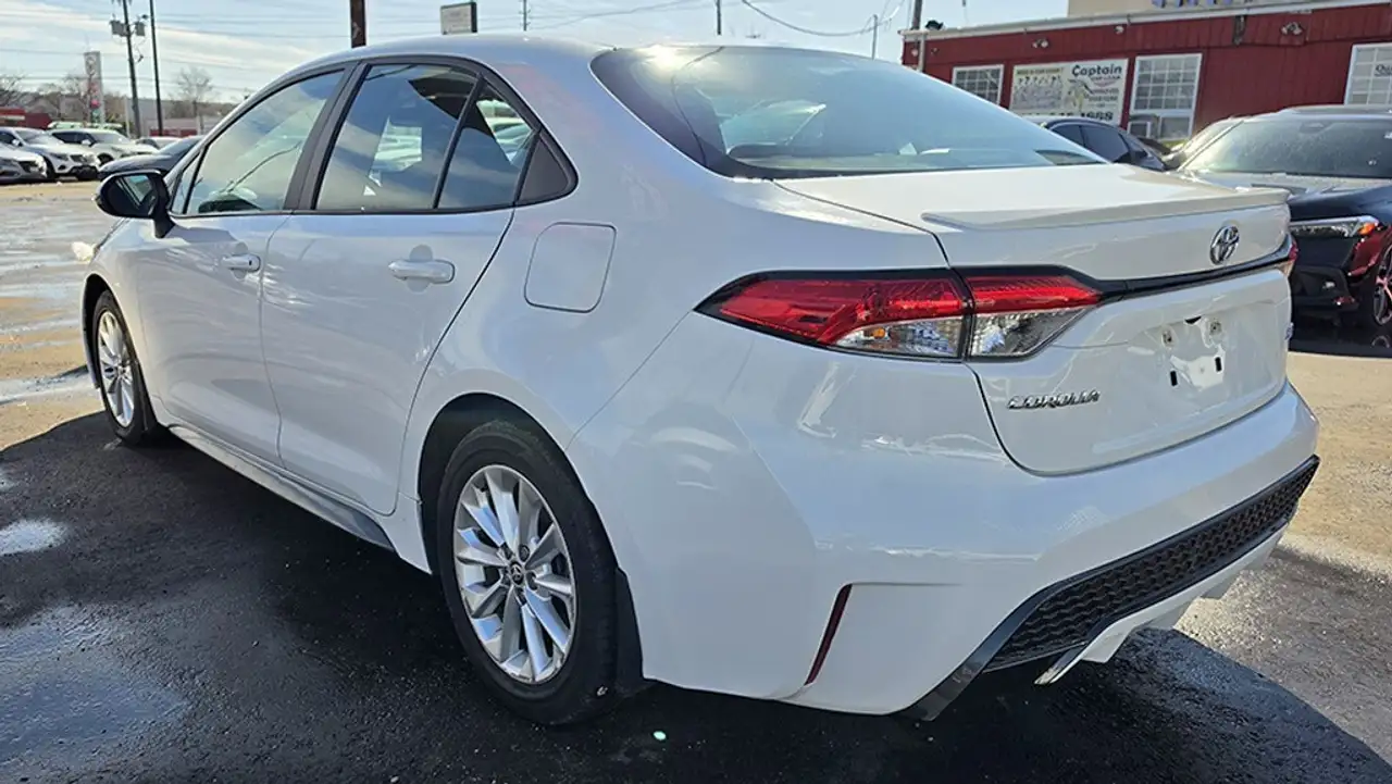 Toyota Corolla снимка Toyota Corolla