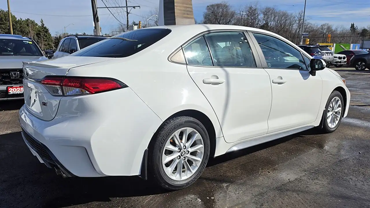 Toyota Corolla снимка Toyota Corolla