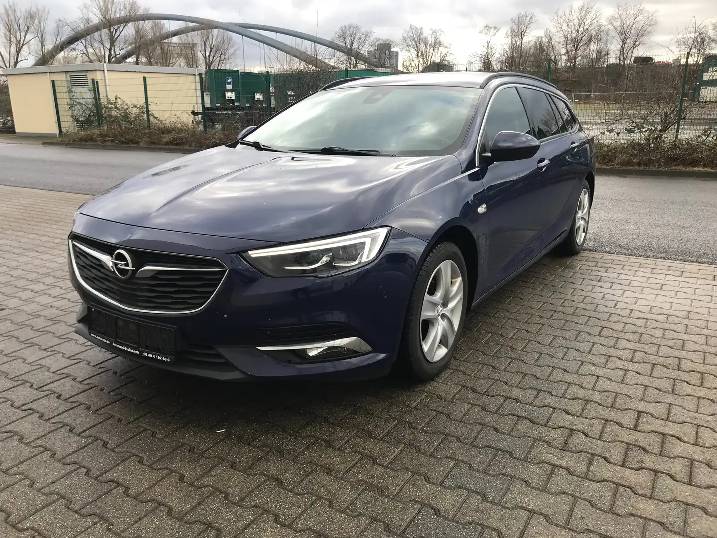 Opel Insignia Business Edition 1Hand Navi SH LED AHK Kamer SR WR Blau - 1