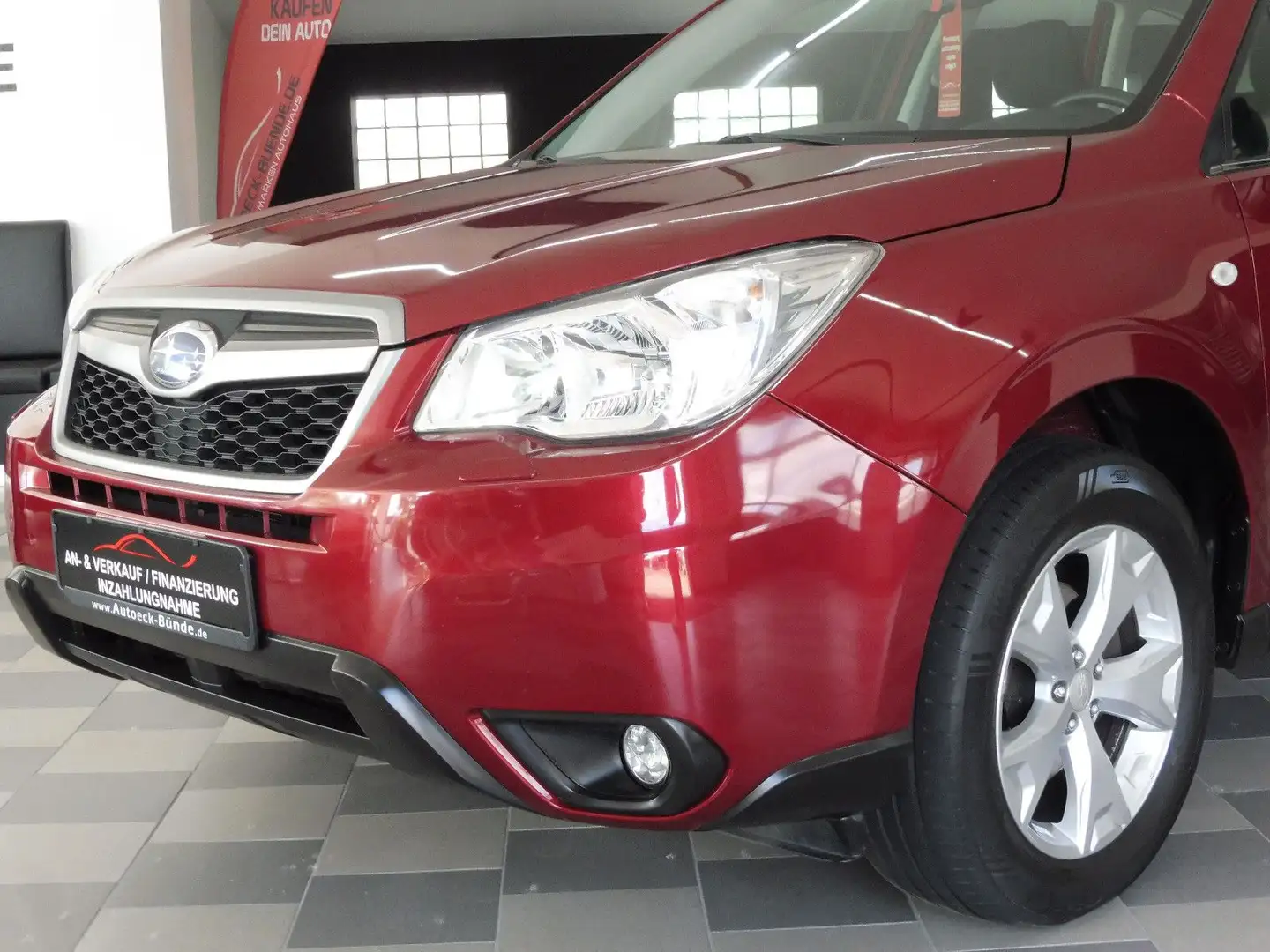 Subaru Forester 2.0D Active Tempomat/Sitz-Hz/4x4 crvena - 1