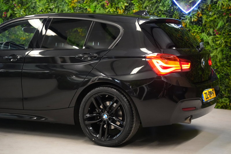 BMW 118 1-serie 118i M Sport Edition / Cruise / CarPlay / — photo 12