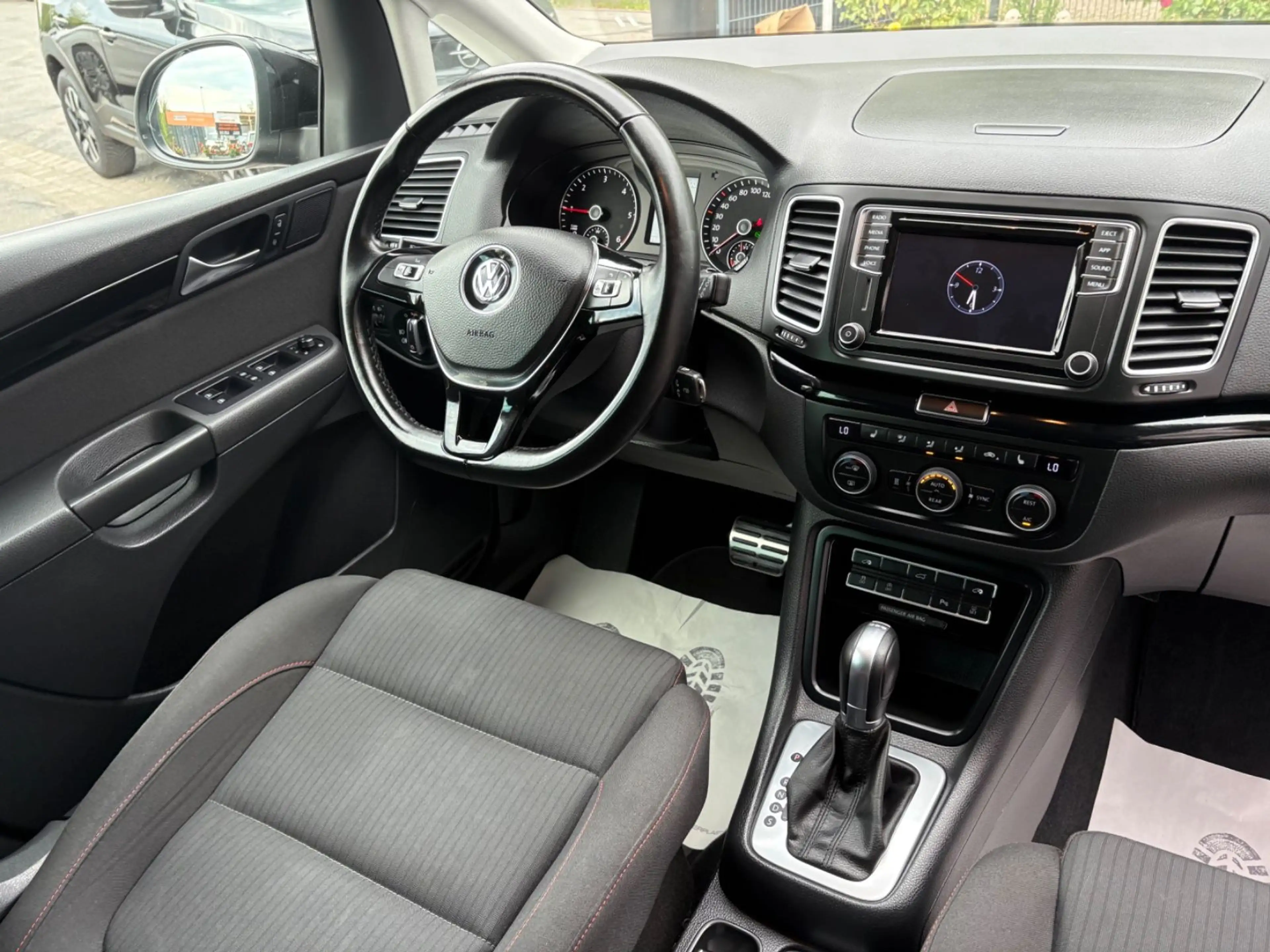 Volkswagen Sharan Sound BMT/(Automatik) — photo 12