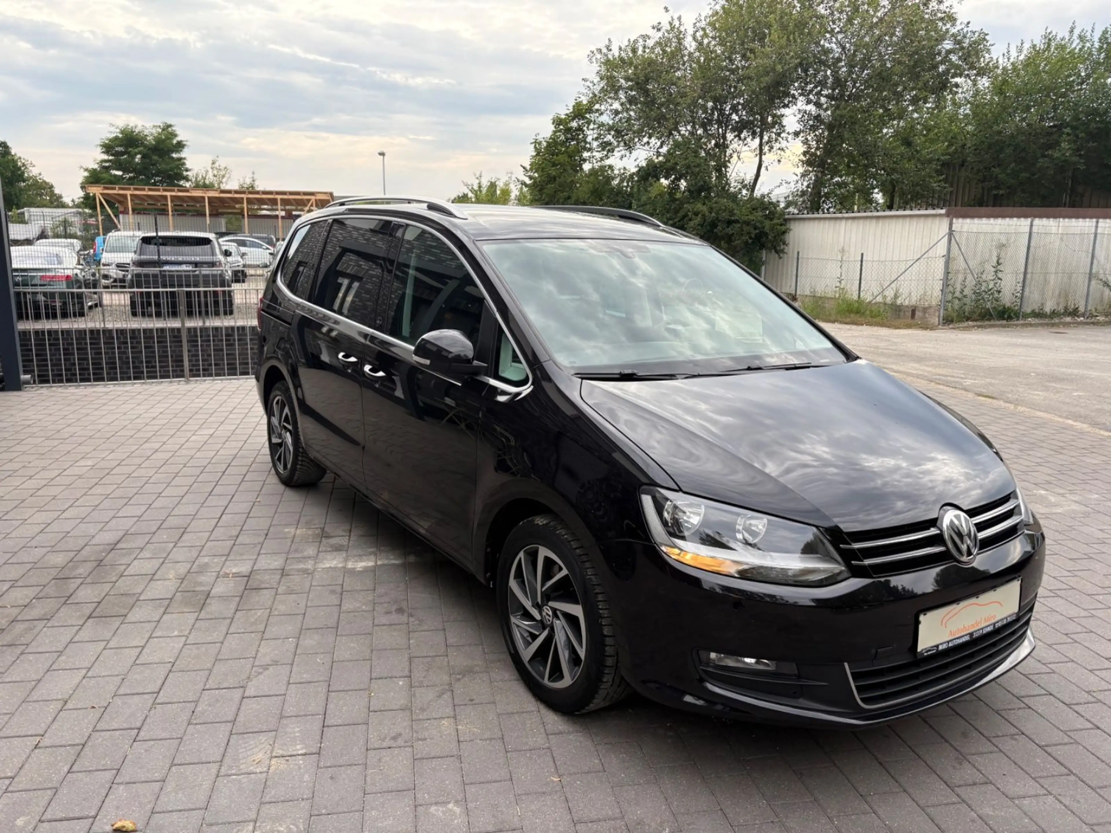 Volkswagen Sharan Sound BMT/(Automatik) — photo 10