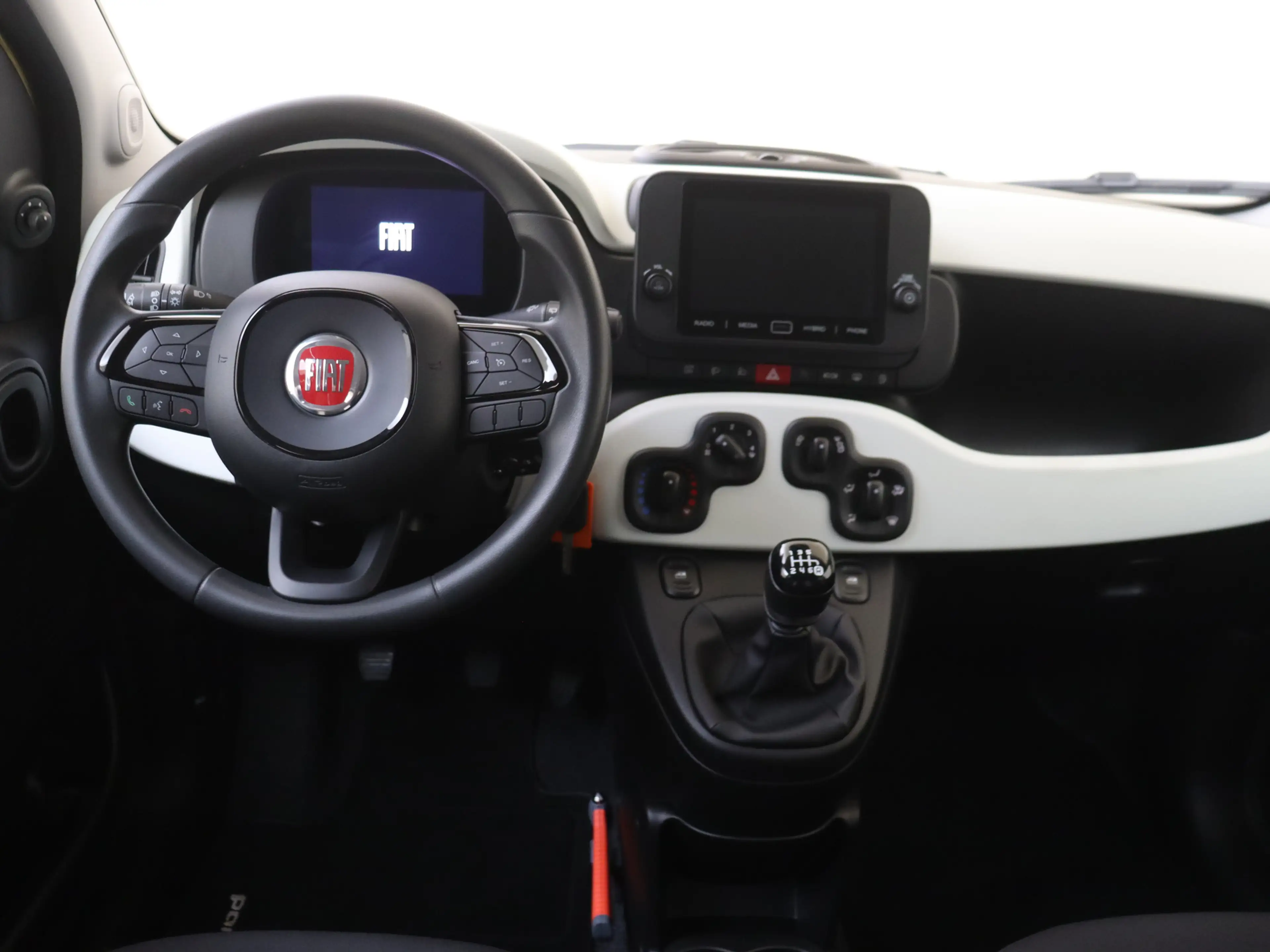 Fiat Panda 1.0 Hybrid Pandina — photo 5