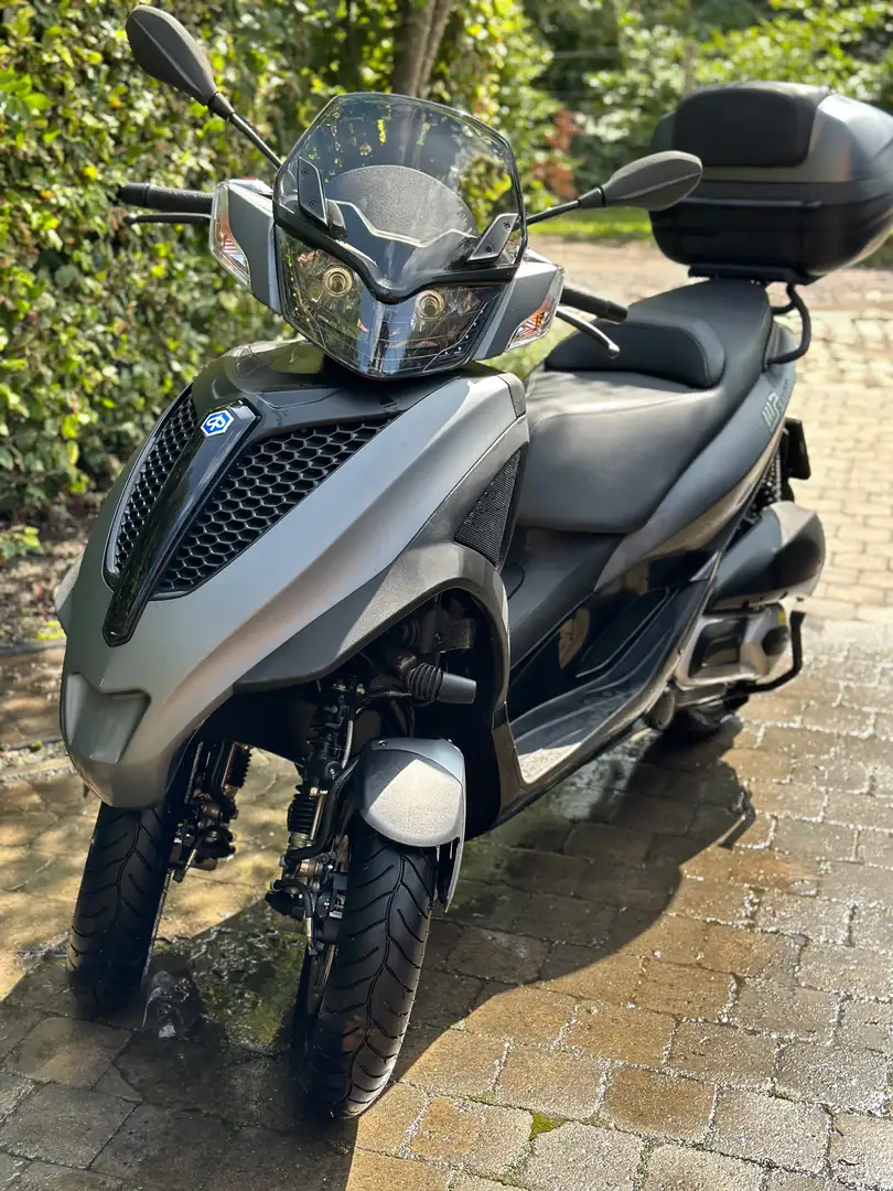 Piaggio MP3 YOURBAN M71 Gris - 1