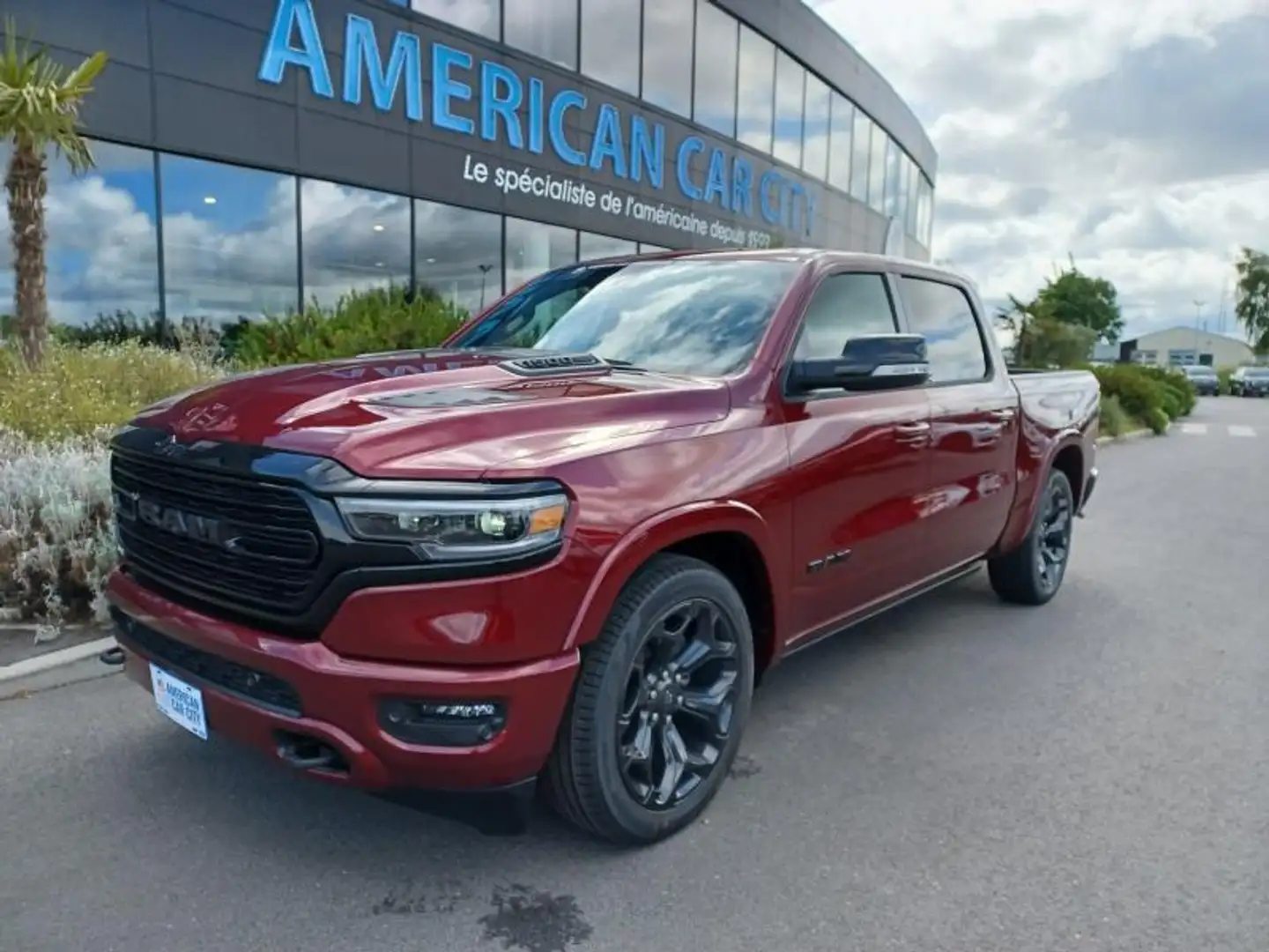 Dodge RAM 1500 CREW LIMITED NIGHT EDITION Rouge - 1
