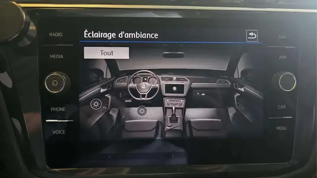 Volkswagen Tiguan view 26