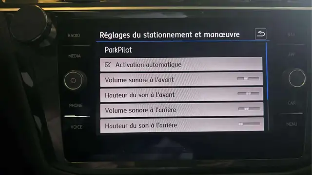 Volkswagen Tiguan view 24