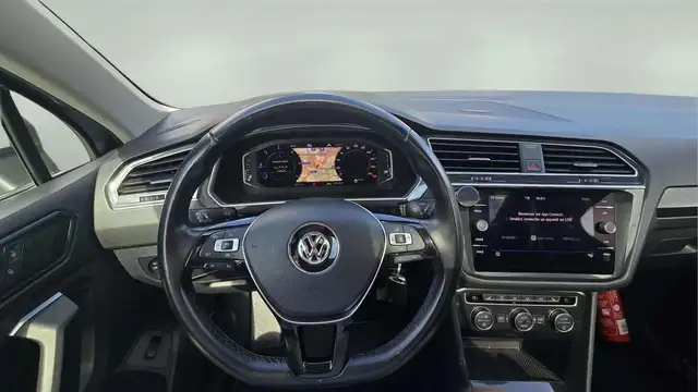 Volkswagen Tiguan view 14