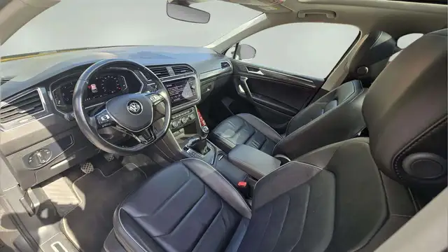 Volkswagen Tiguan view 13