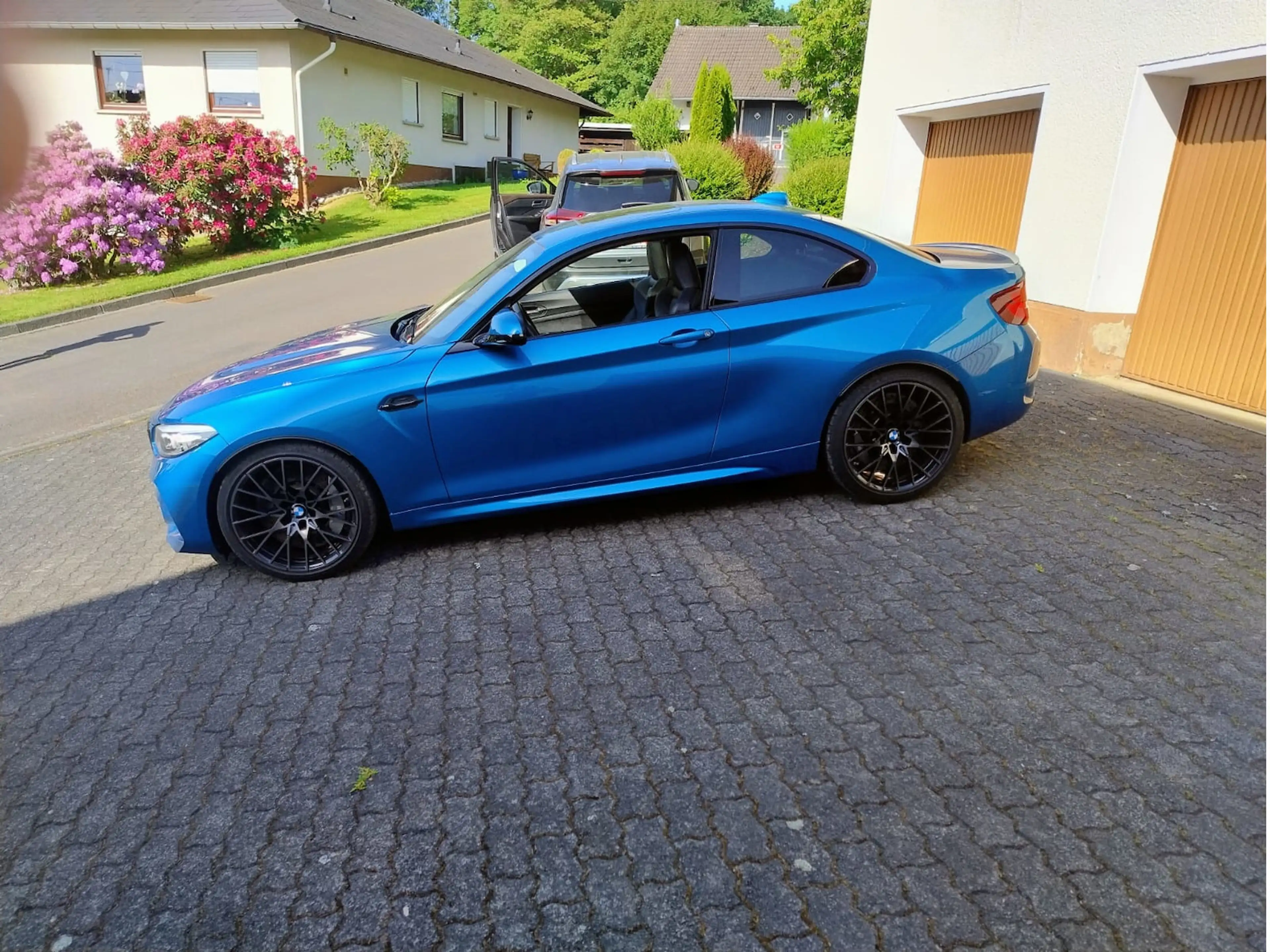 BMW M2 Competition NAVI/Leder/GHD/19´´/ — photo 2