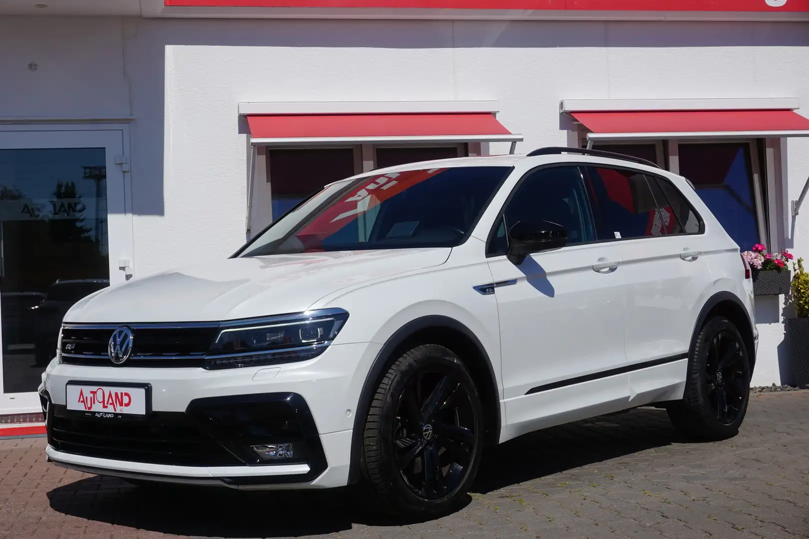 Volkswagen Tiguan 2.0 TSI R-Line Black Edition LED Panorama Blanco - 2