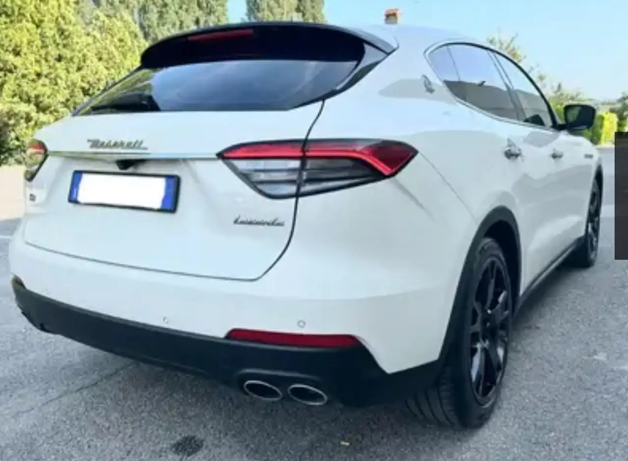 Maserati Levante 2021 — фото 10