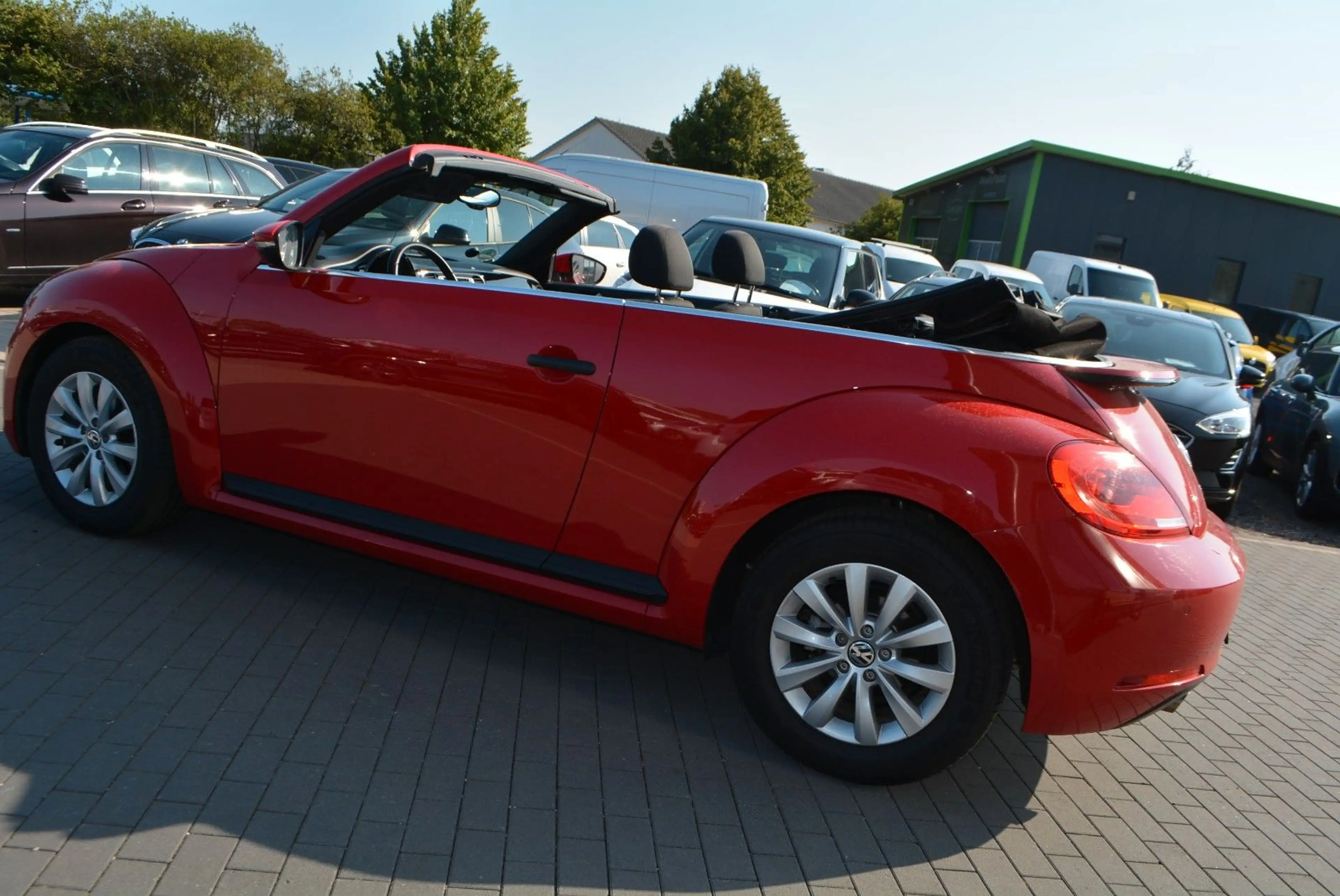 Volkswagen Beetle Cabriolet BMT-Kamera-Garantie incl. — photo 13