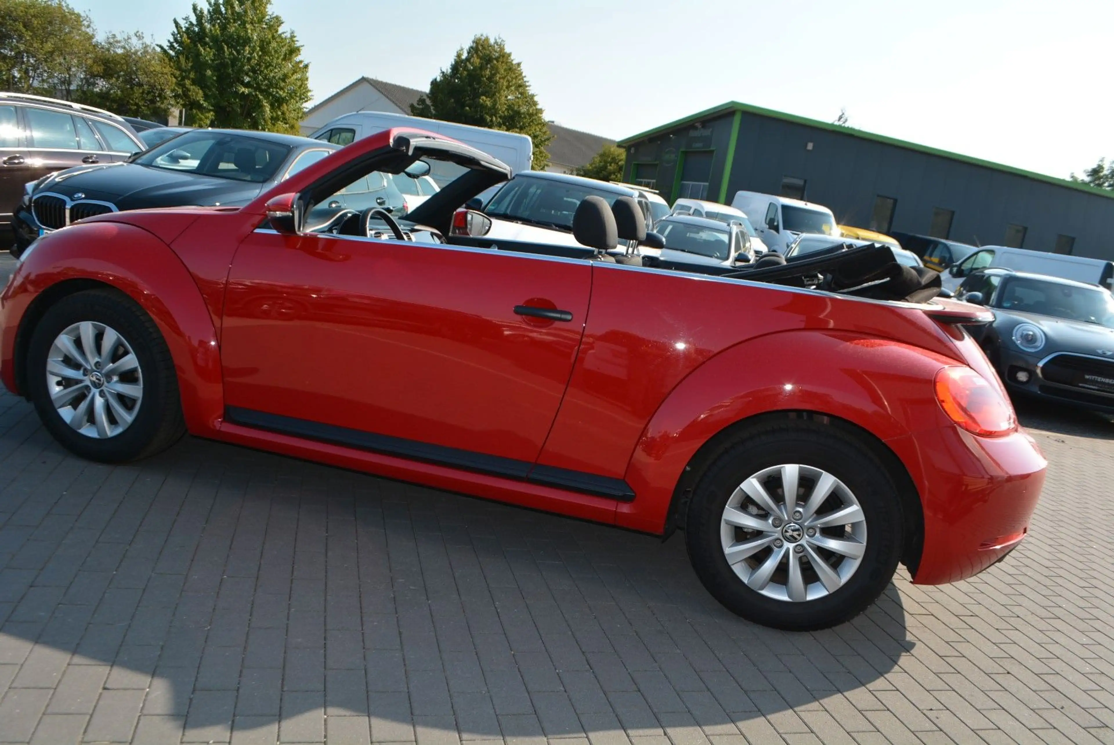 Volkswagen Beetle Cabriolet BMT-Kamera-Garantie incl. — photo 12