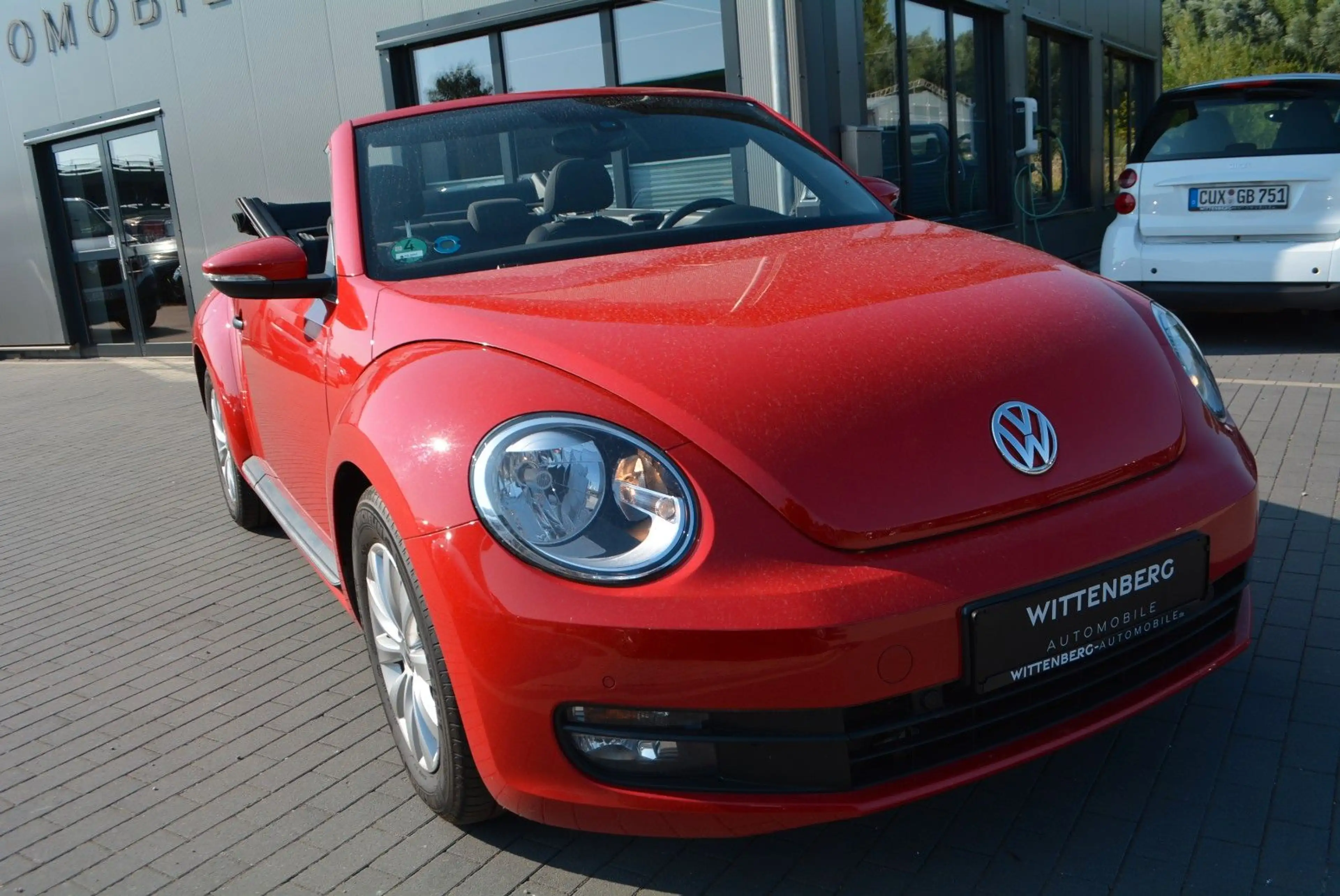 Volkswagen Beetle Cabriolet BMT-Kamera-Garantie incl. — photo 3