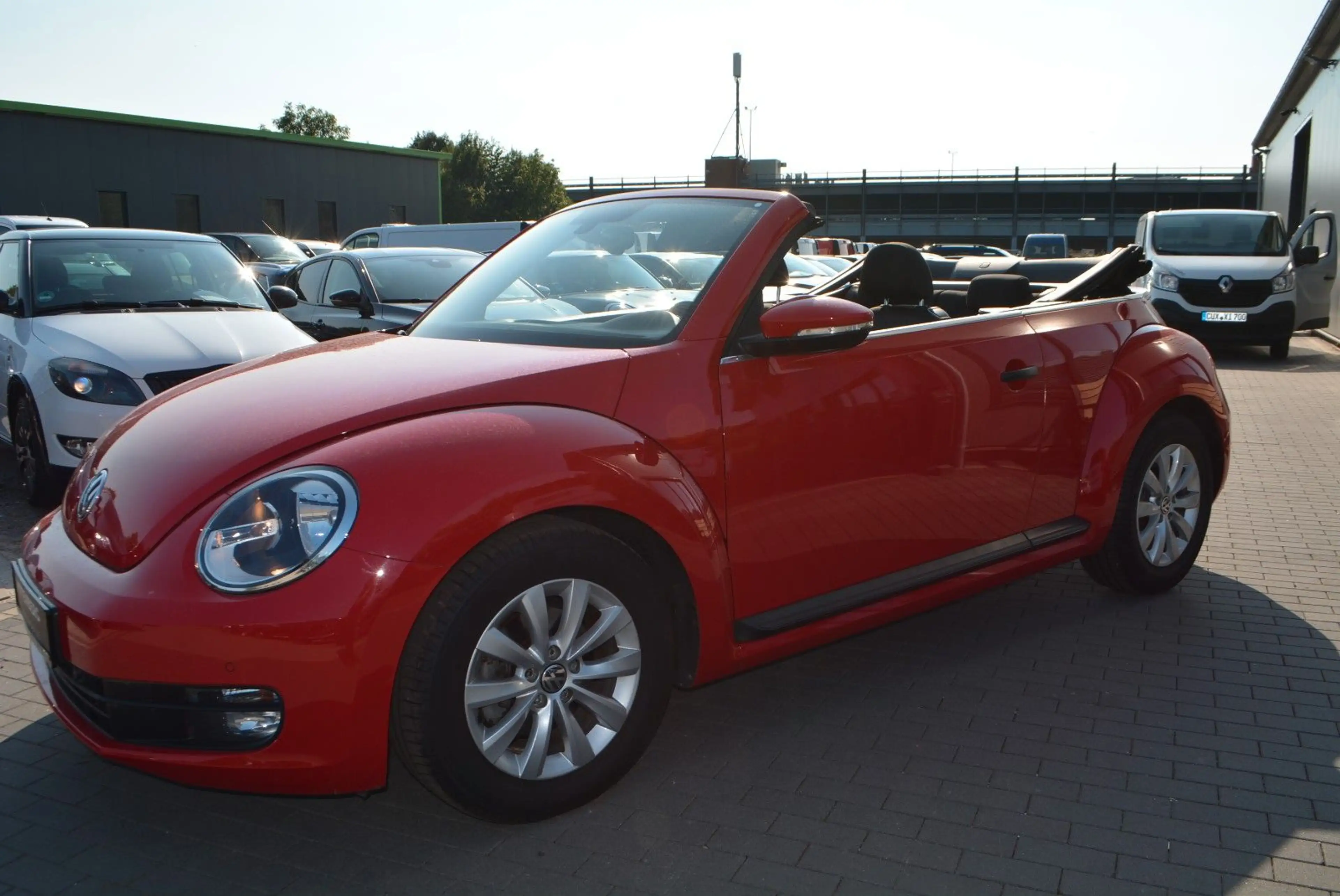 Volkswagen Beetle Cabriolet BMT-Kamera-Garantie incl. — photo 10