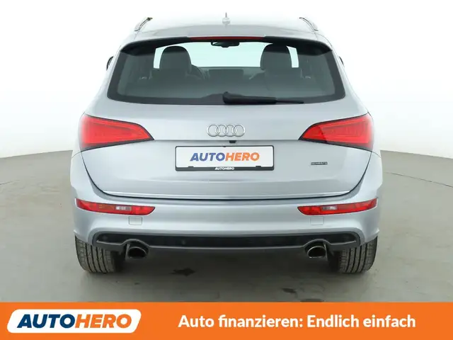Audi Q5 view 5