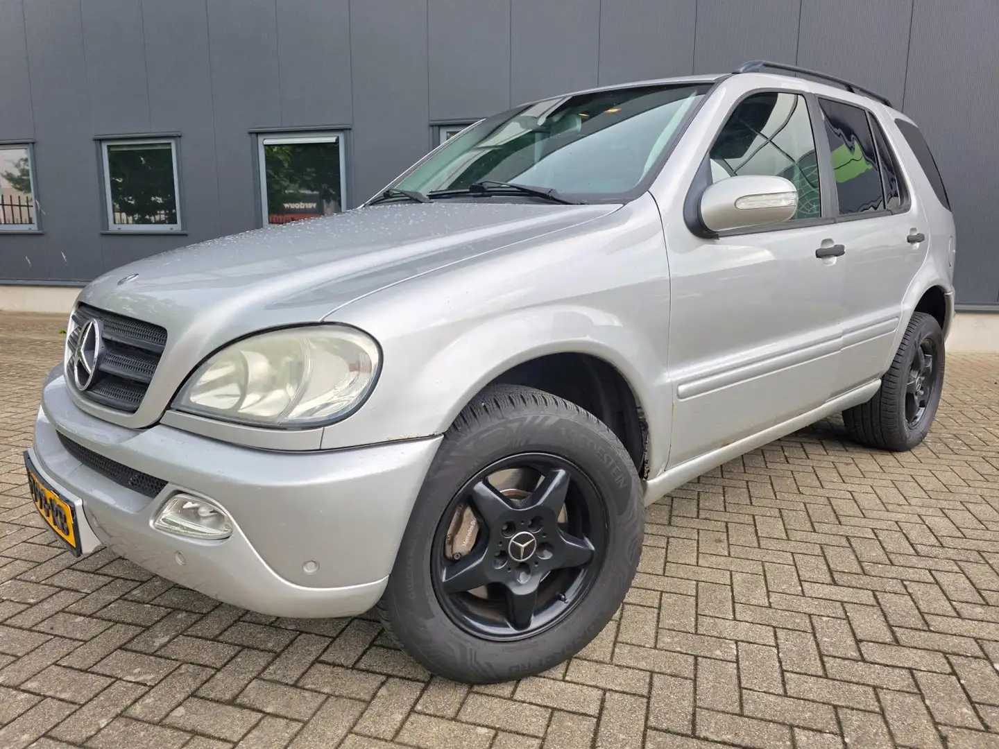 Mercedes-Benz ML 270 M-klasse CDI, netto € 4.350, schuifdak, trekhaak, Argent - 2