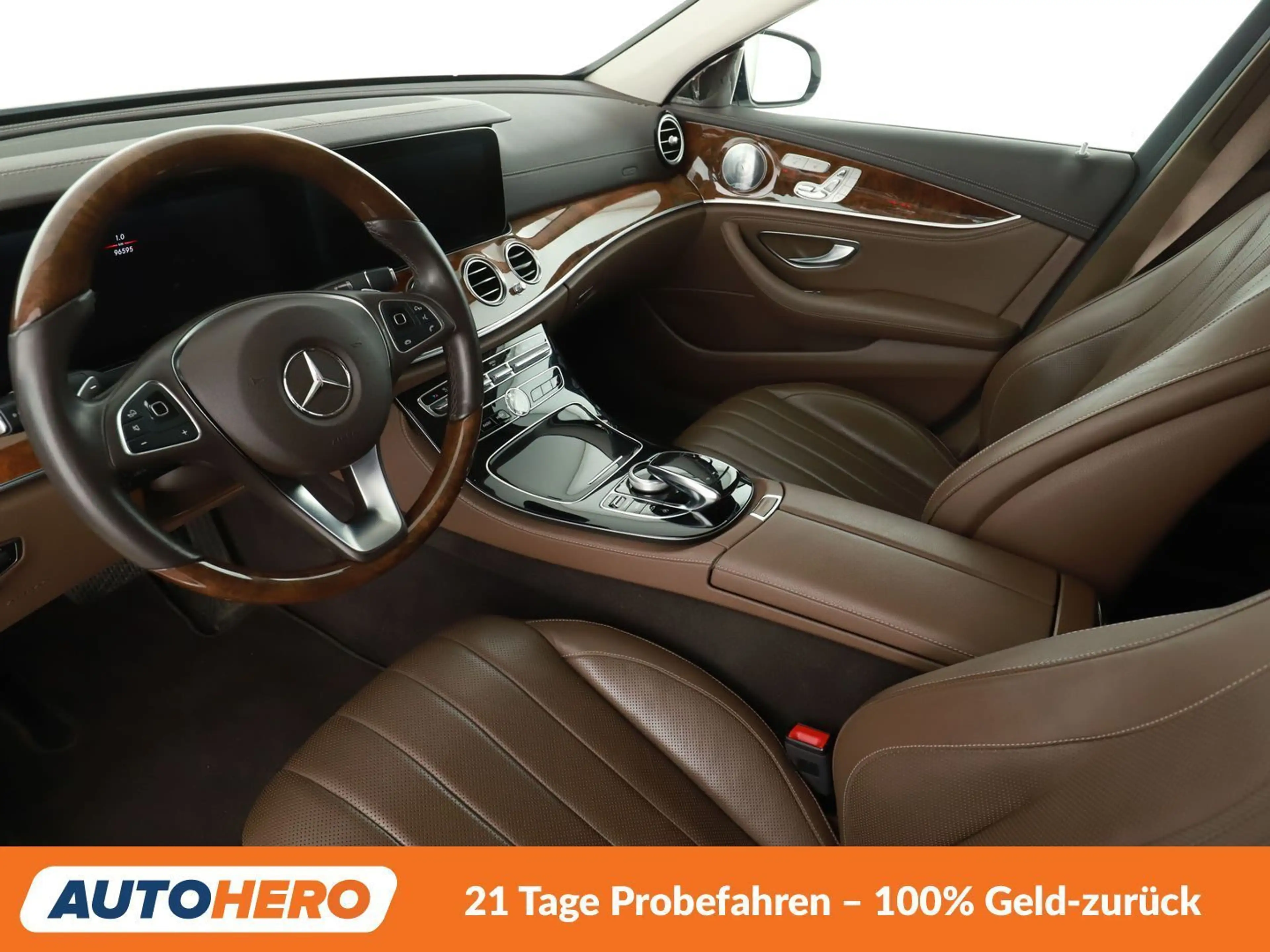 Mercedes-Benz E 250 E 250 AMG Line Aut.*NAV*ACC*360CAM*PDC*SHZ*ALU* — photo 11