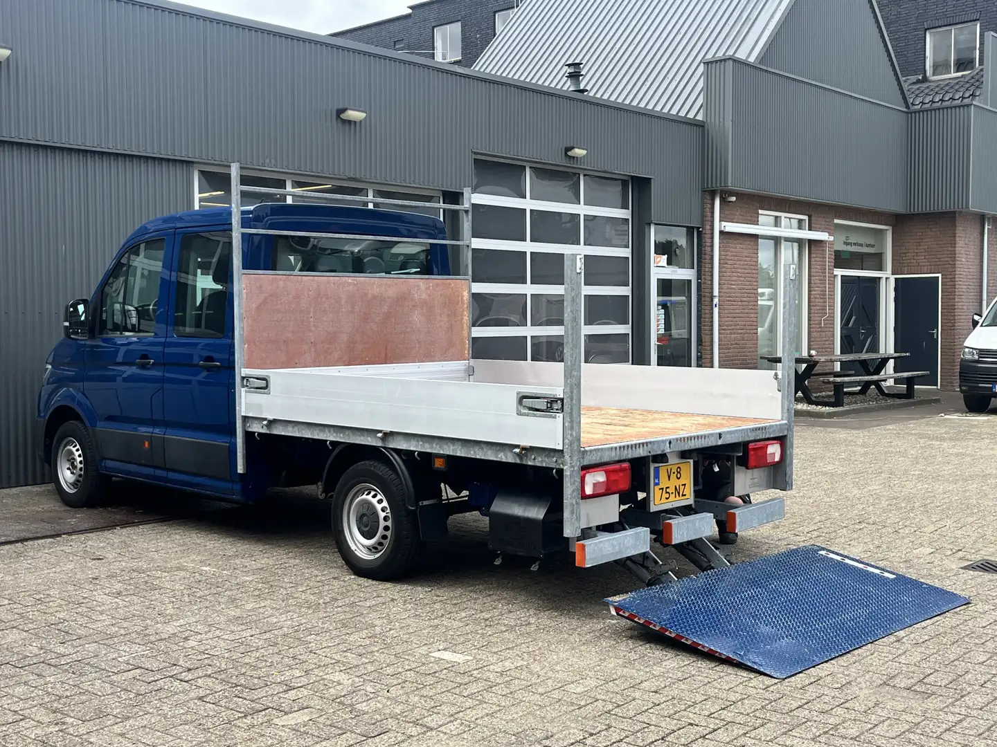 Volkswagen Crafter 35 2.0 TDI DC Laadklep Openlaadbak Pick-up Airco 6 Blauw - 2
