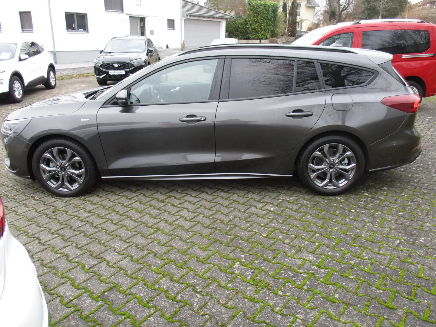 Ford Focus Turnier ST-Line 1.Hand "Top gepflegt" Gris - 2