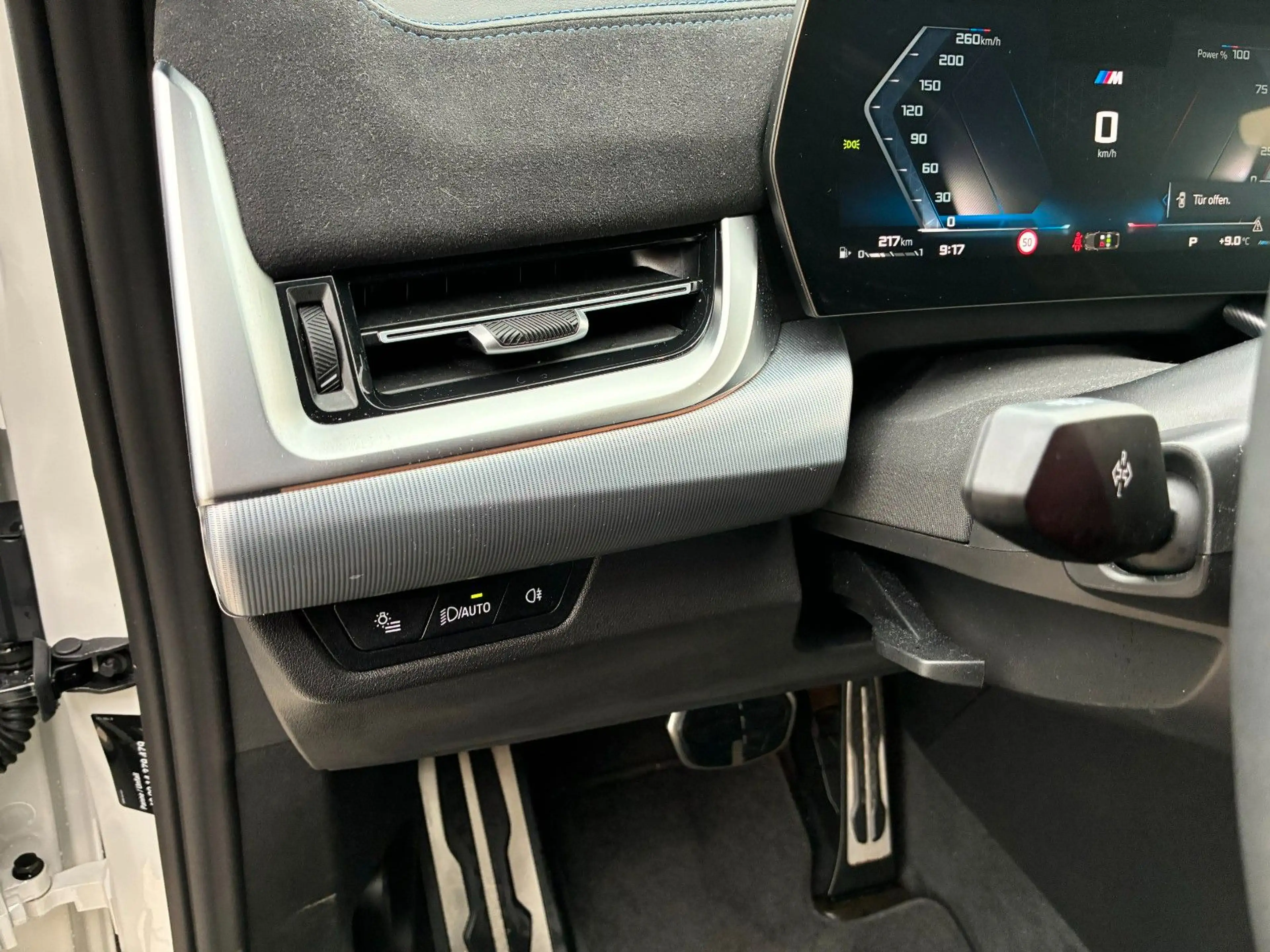 BMW X2 M35 i xDrive M-Sport Pro HUD — photo 11