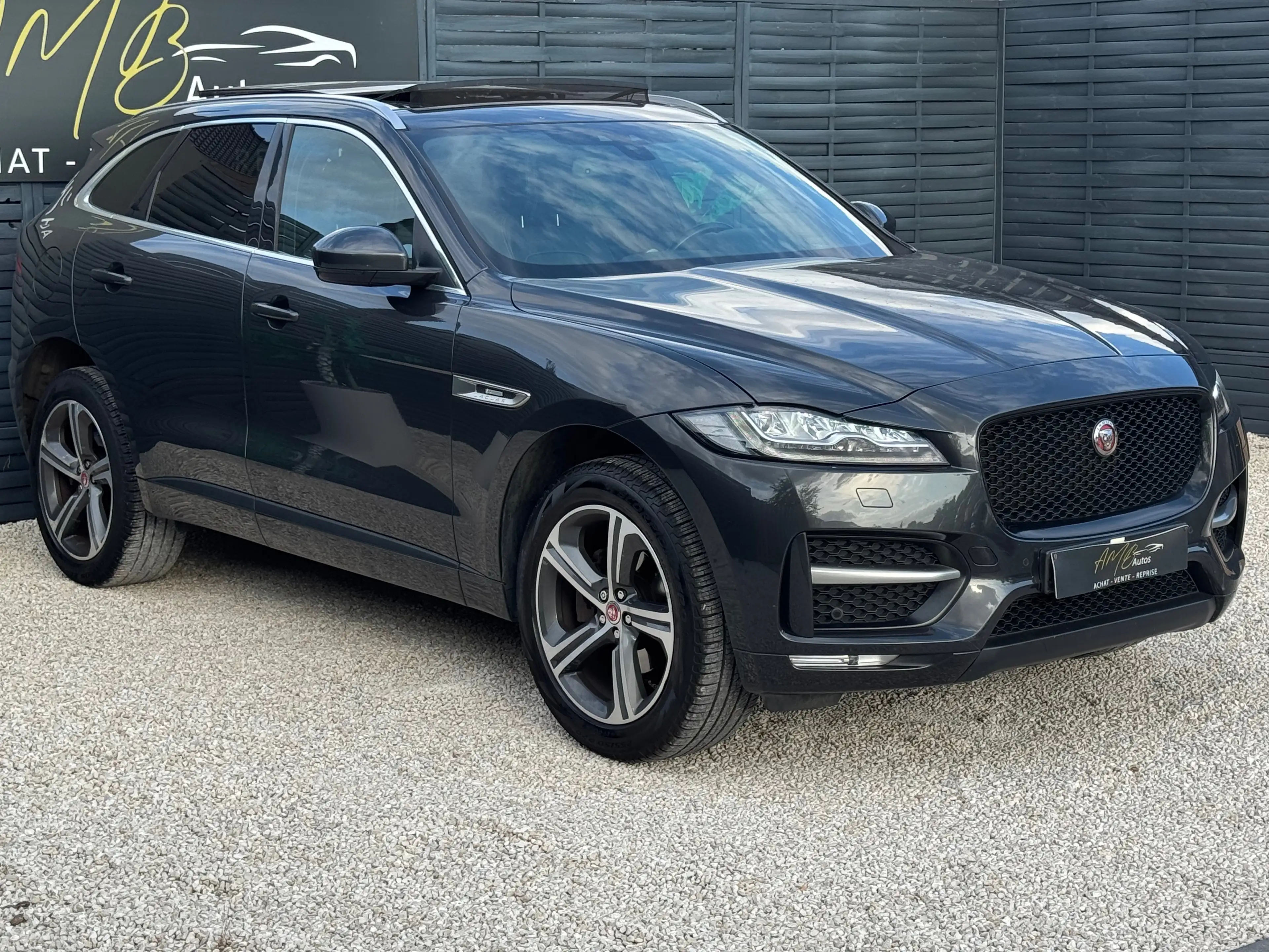 Jaguar F-Pace F-Pace 2.0 D AWD Limited Edition R-Sport — photo 3