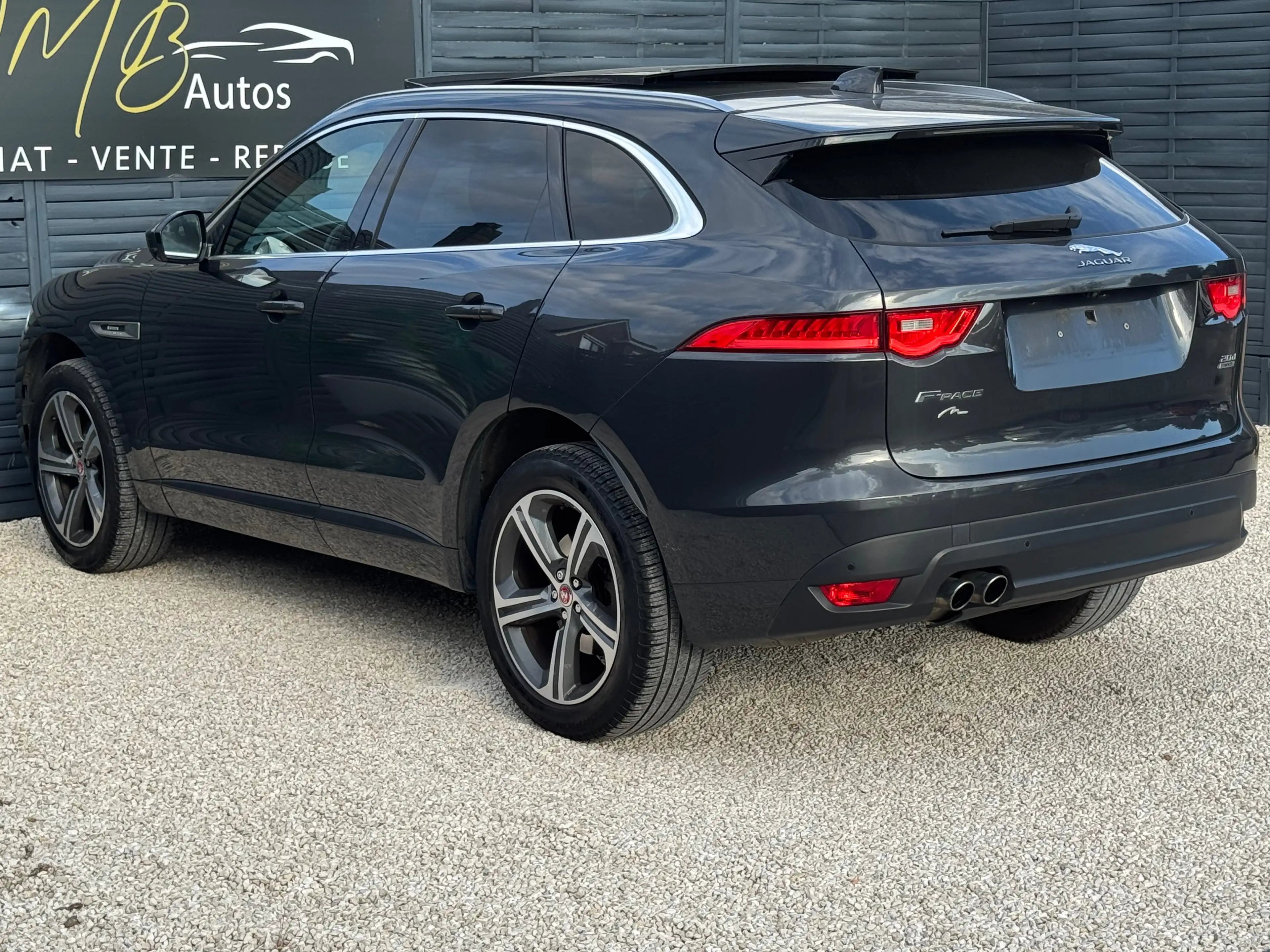 Jaguar F-Pace F-Pace 2.0 D AWD Limited Edition R-Sport — photo 4