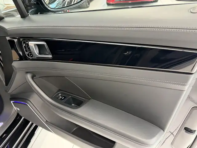 Porsche Panamera 4 S E-Hybrid// Approved Ansicht 34