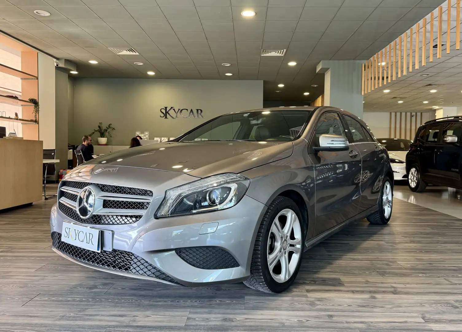 Mercedes-Benz A 200 A 200 CDI Sport Grijs - 1