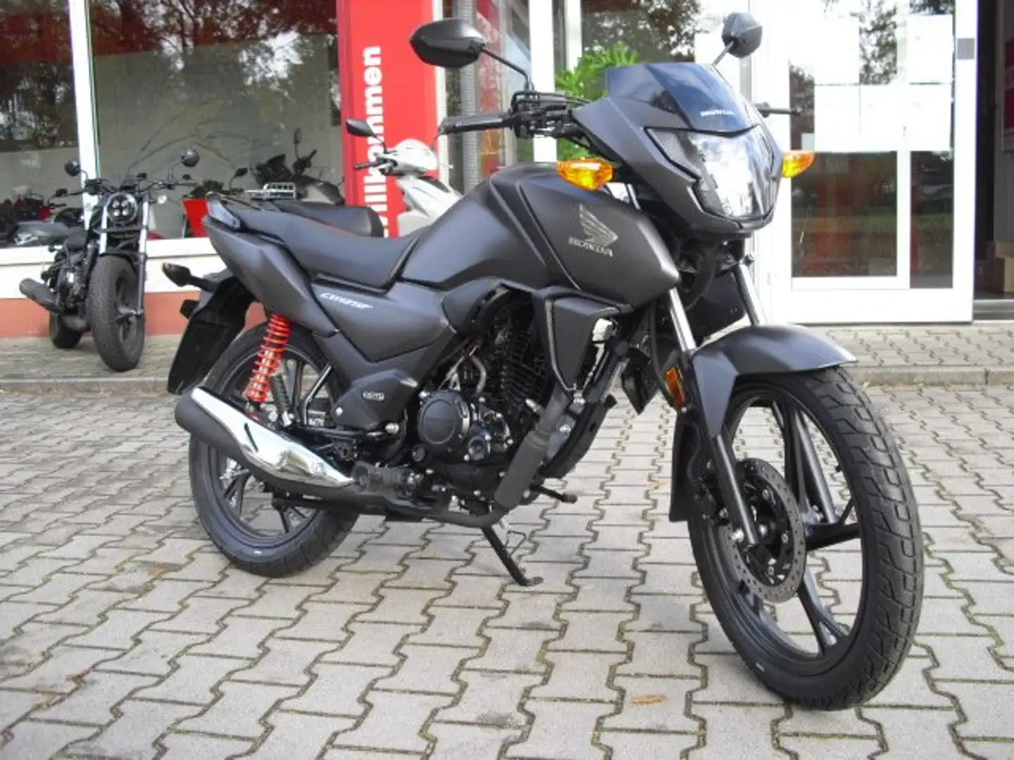 Honda CBF 125 F Schwarz - 1