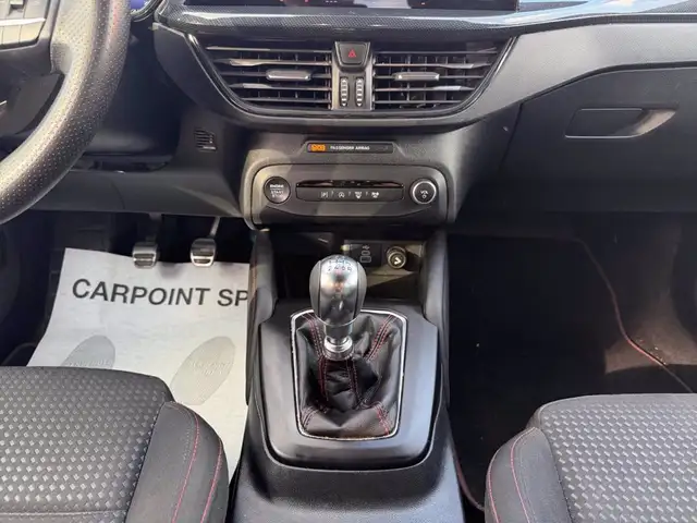 Ford Focus view 11