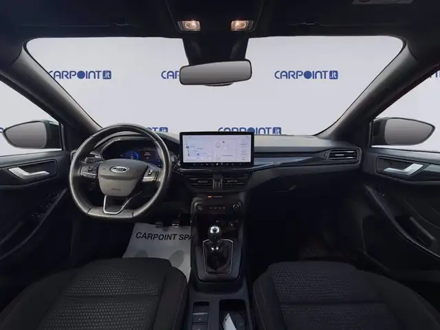 Ford Focus view 10