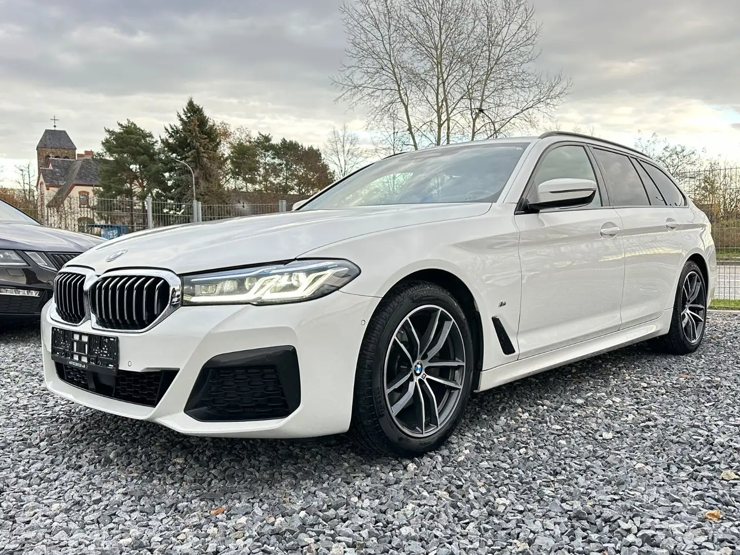 BMW 520 d M Sport/Laser/Virtual/ACC/Keyless/AHK/HUD Weiß - 2