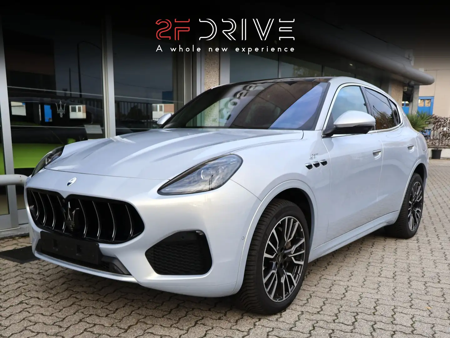 Maserati Grecale GT Hybrid 300 CV Weiß - 1