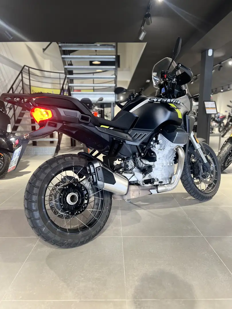 Moto Guzzi Stelvio Šedá - 2