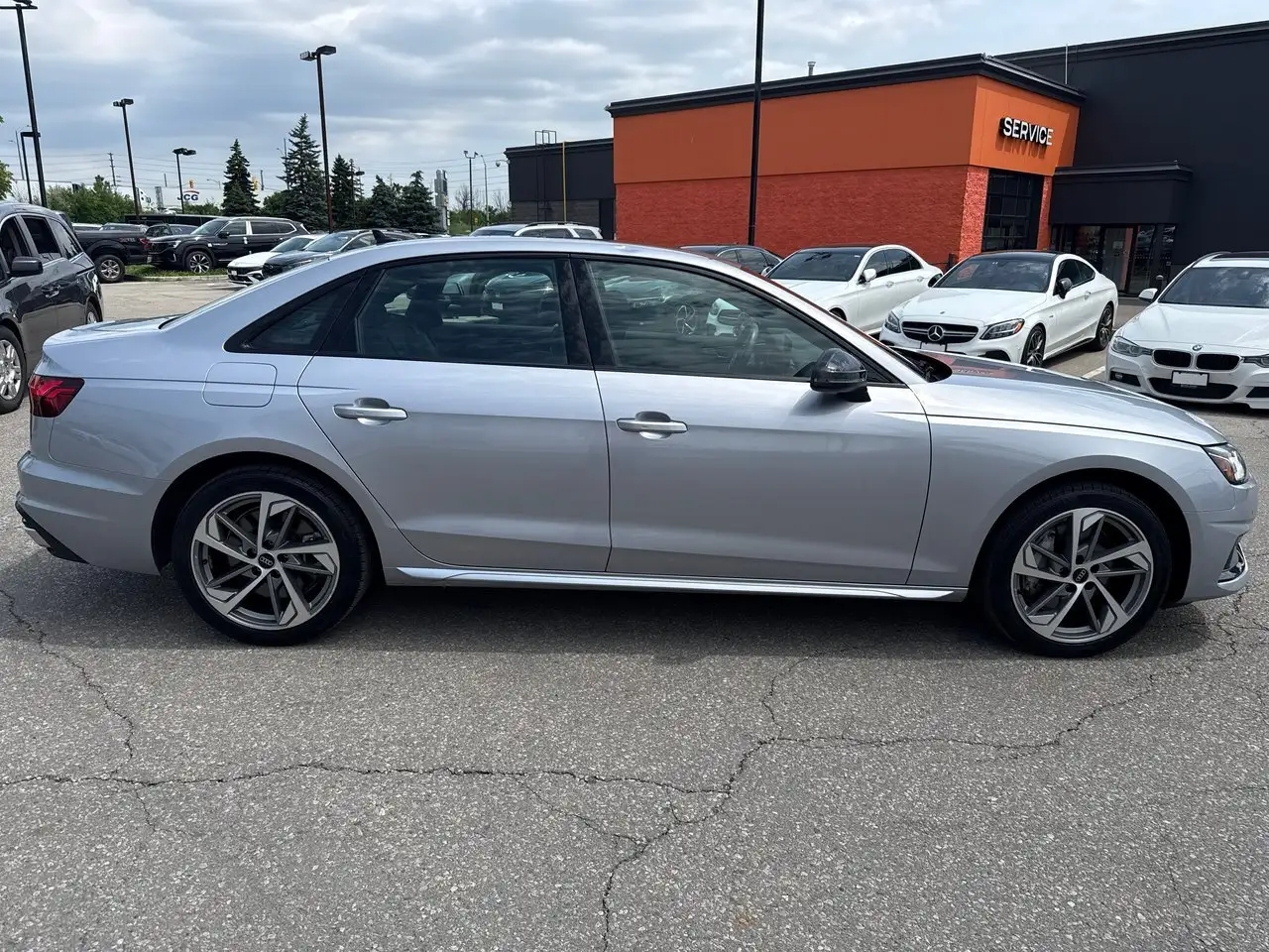 Audi A4 снимка Audi A4