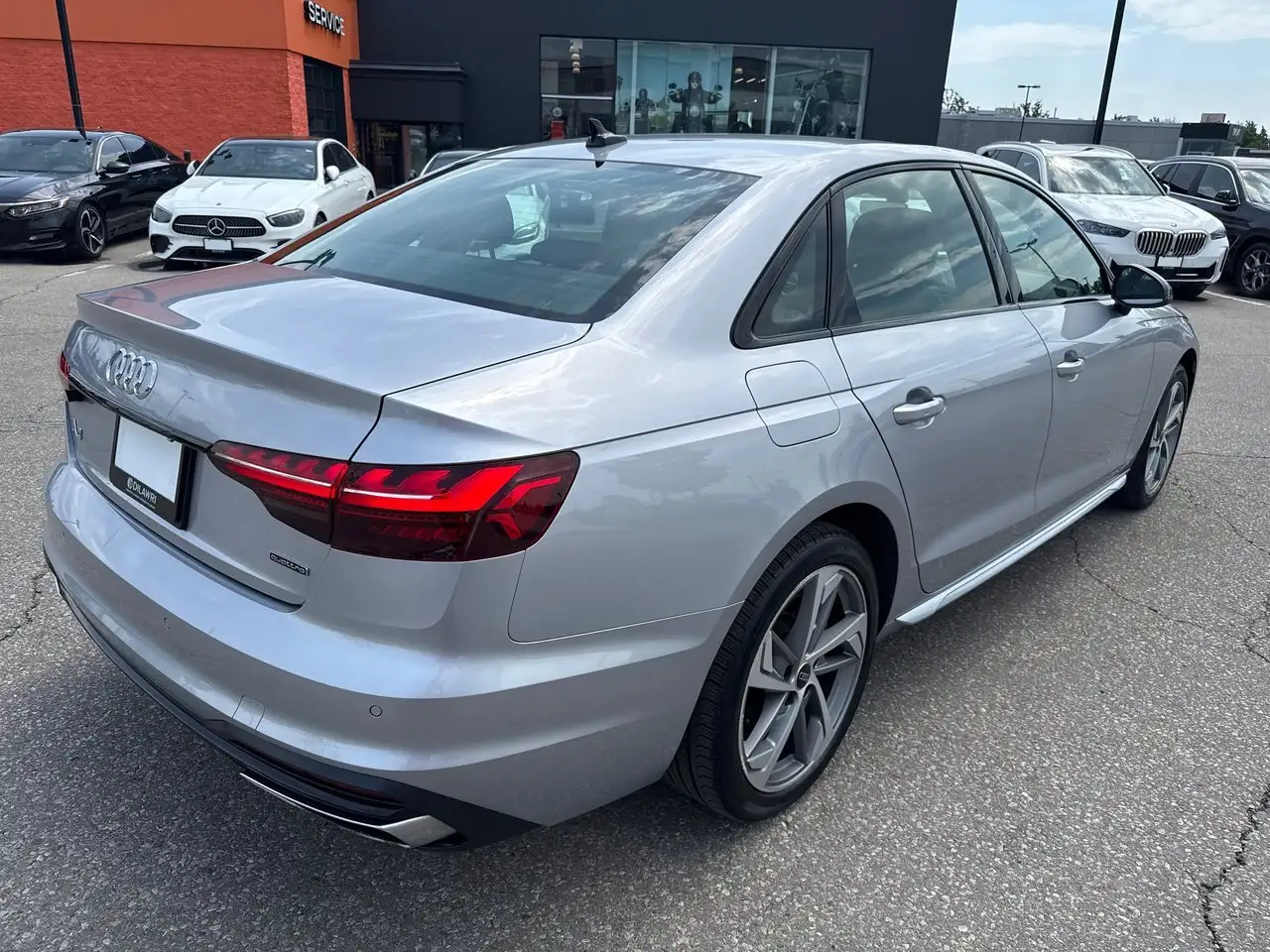 Audi A4 снимка Audi A4