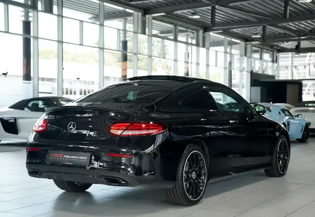 Mercedes-Benz C-Class view 10