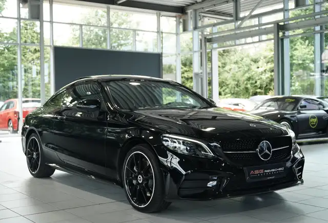 Mercedes-Benz C-Class view 6