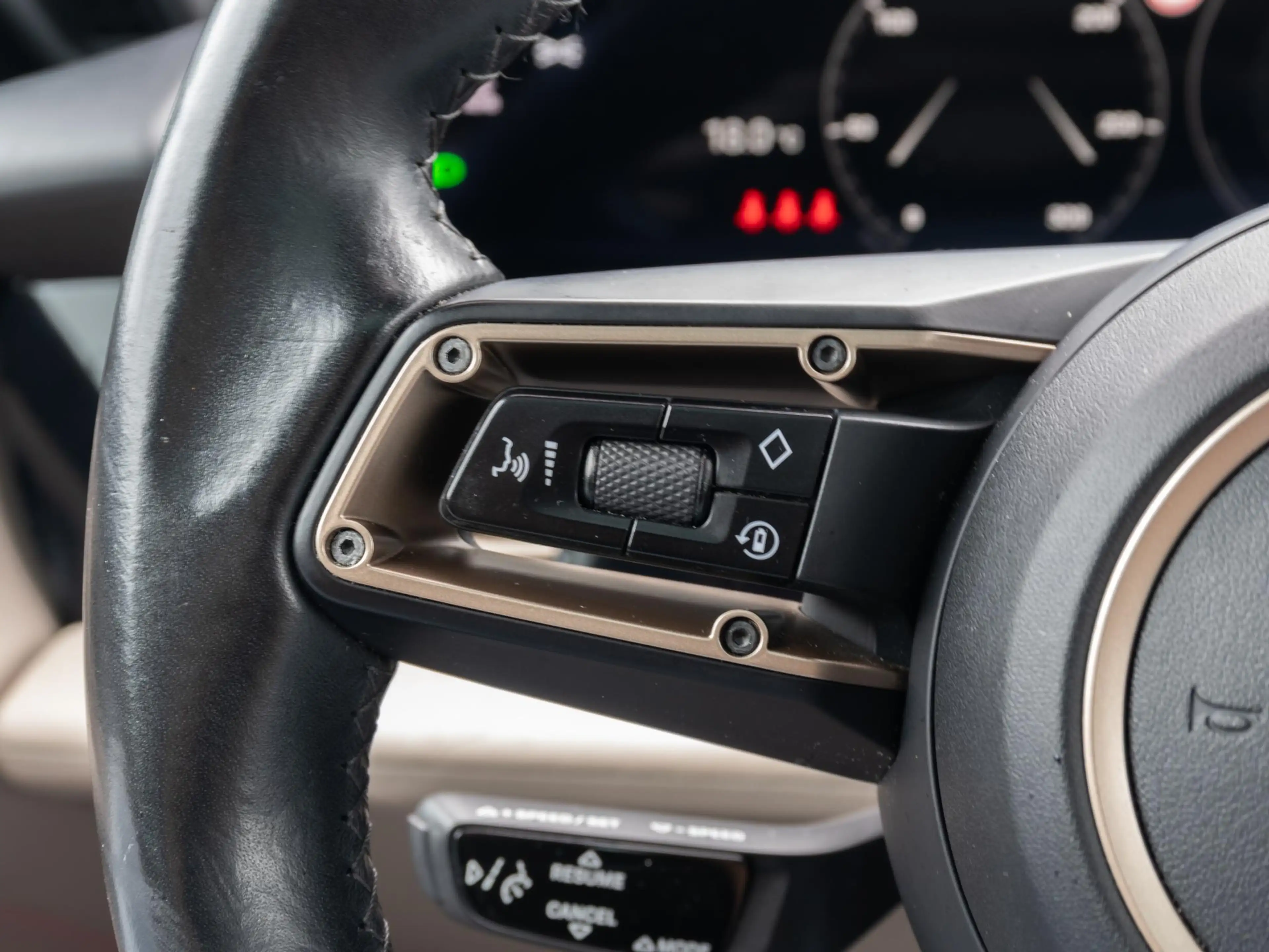 Porsche Taycan Performance 84 kWh | 4-wiel sturing | Hud | Bijrij — photo 32