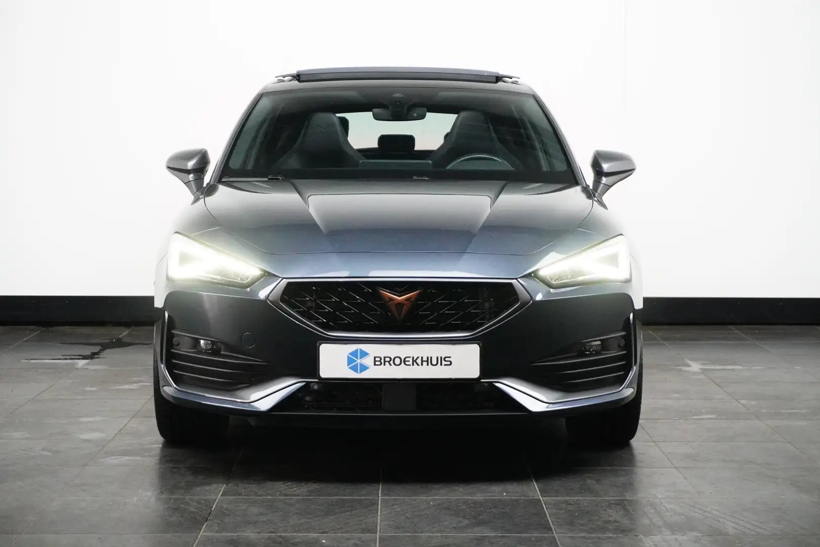 CUPRA Leon 1.4 e-Hybrid 245PK VZ Performance | PANORAMADAK | Grijs - 2