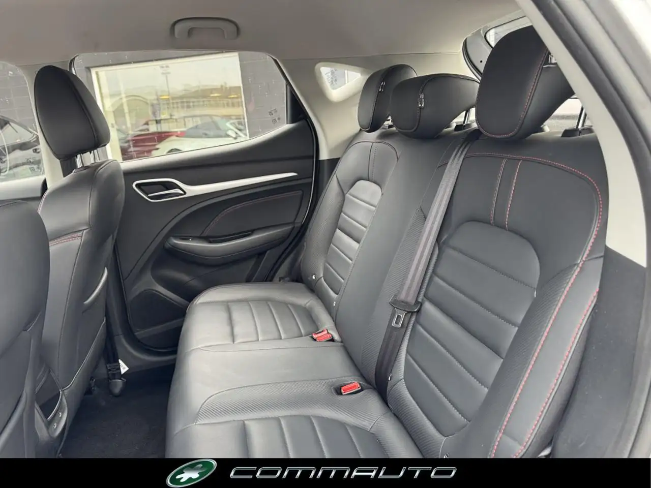 MG ZS 1.5 VTi-tech Luxury 23